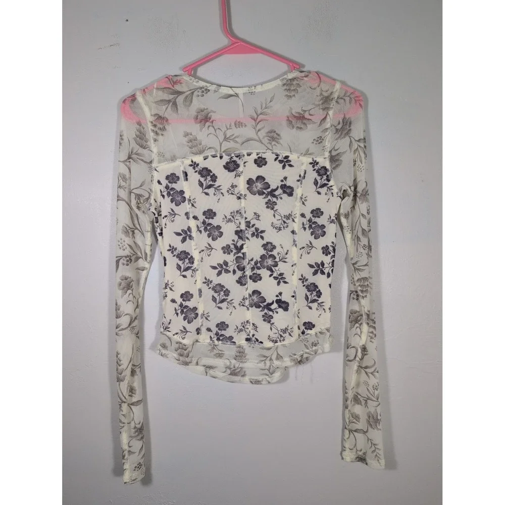 Free People Bettys Garden Top sz S Neutral Combo Ivory NWT's $68 Sheer LS